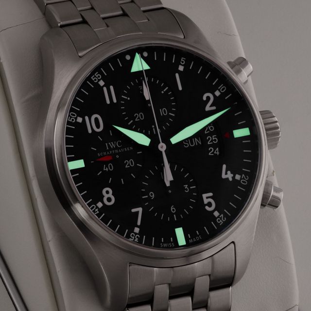 IWC Pilot's Chrono IW377704 Image 6